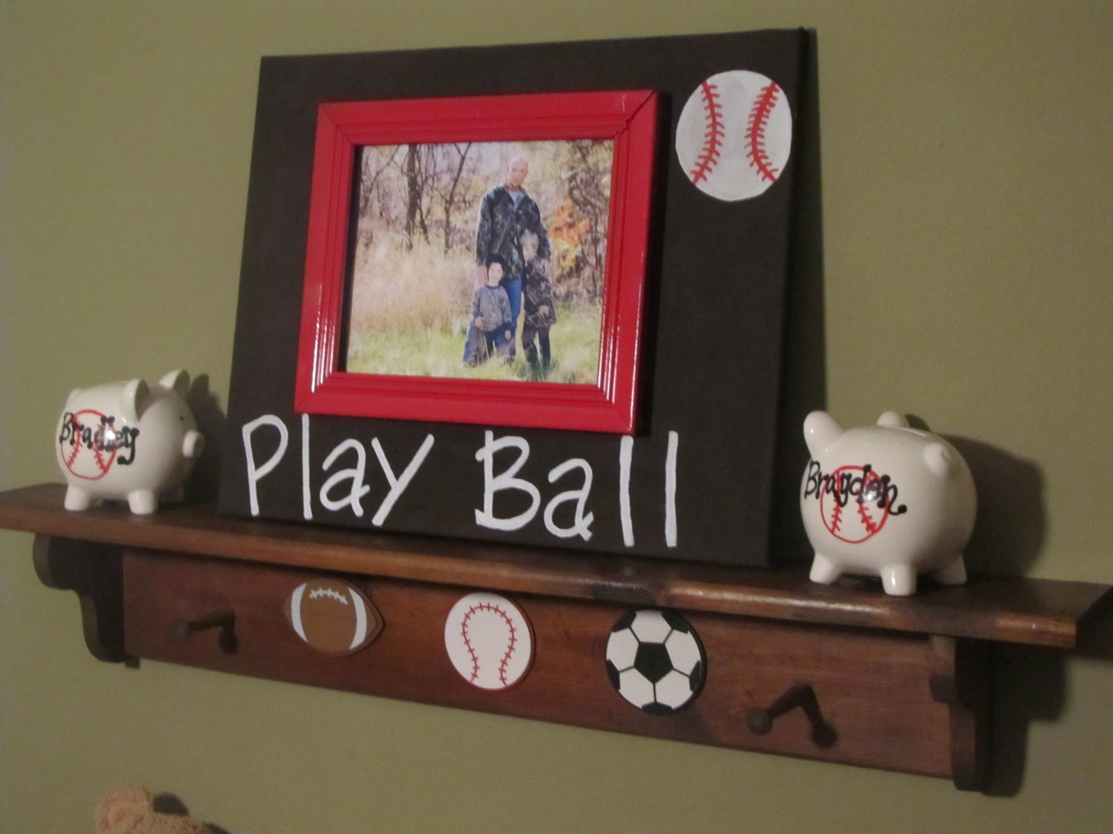 Yankee Doodles DIY Sports Shelf and Baseball Picture Frame