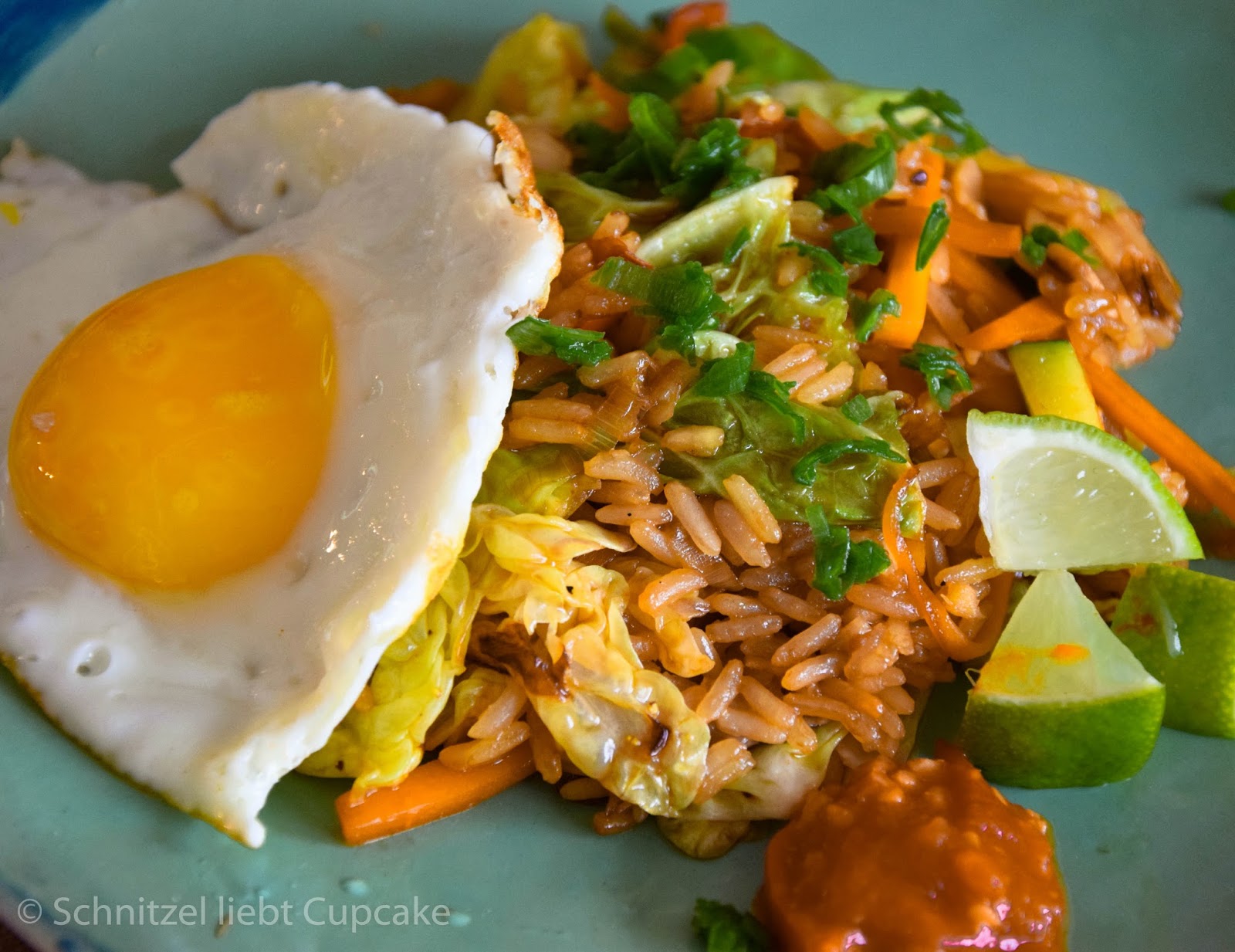 schnitzeliebtcupcake: Nasi goreng - indonesischer gebratener Reis