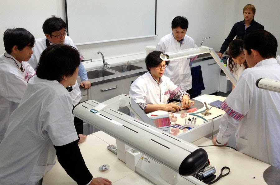 Japanese dentistry association says don’t hesitate to brush right after