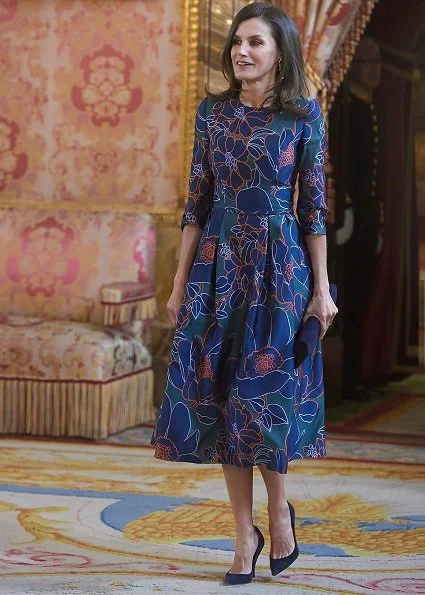 Queen Letizia wore a floral print midi dress by Carolina Herrera. Ida Vitale received 2018 Miguel de Cervantes Award, which is called the Nobel Prize