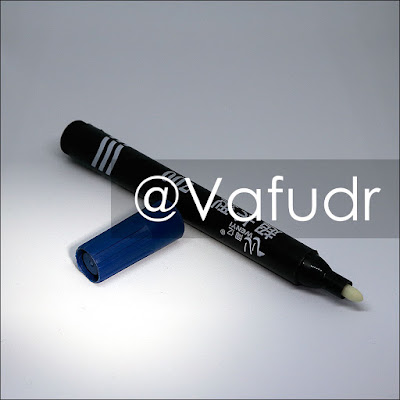 Marker with invisible UV-reactive ink