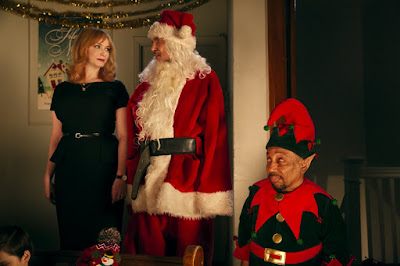 Billy Bob Thornton, Christina Hendricks and Tony Cox in Bad Santa 2 (3)