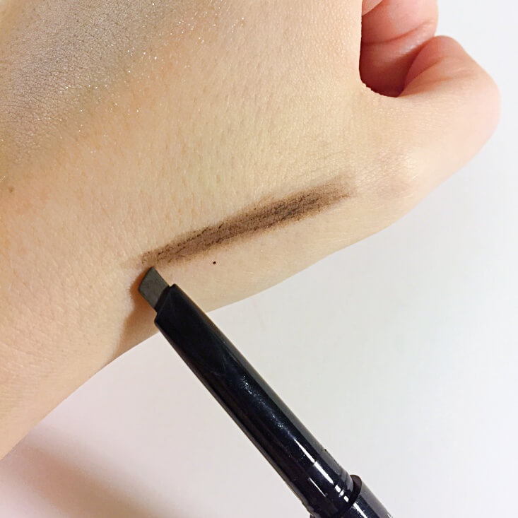 wet n wild ultimatebrow Retractible Brow Pencil Medium Brown swatch wet n wild ultimatebrow Retractible Brow Pencil Medium Brown swatch
