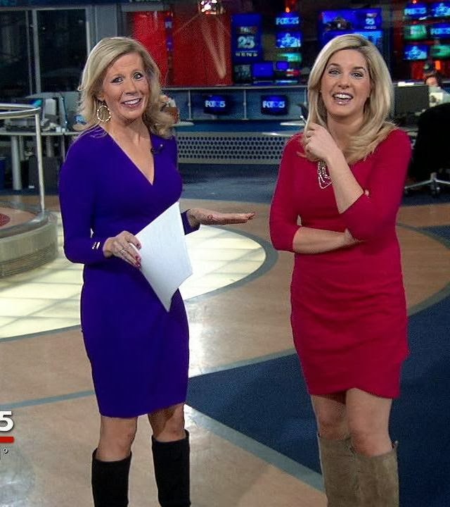 THE APPRECIATION OF BOOTED NEWS WOMEN BLOG : BOSTON BLONDES IN BOOTS!!