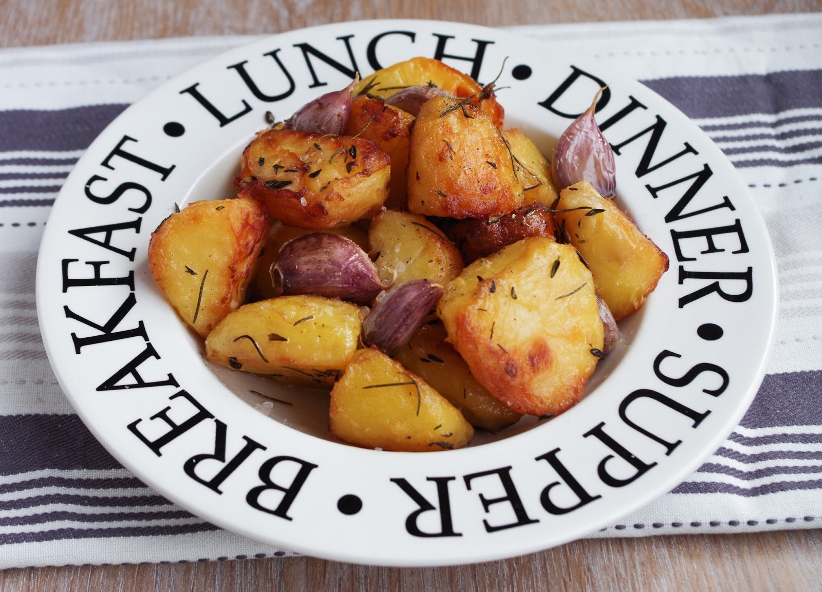 Perfect Roast Potatoes Euphoric Vegan