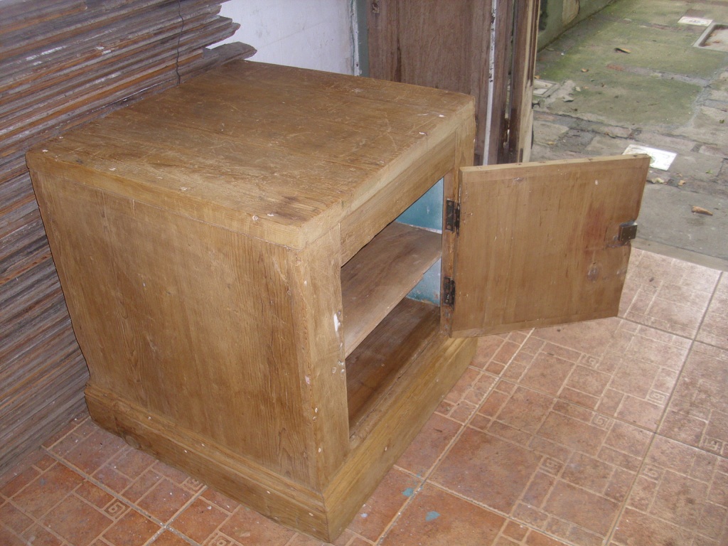 Muebles & Cosas del Pasado: Mueble exclusivo en pino blanco