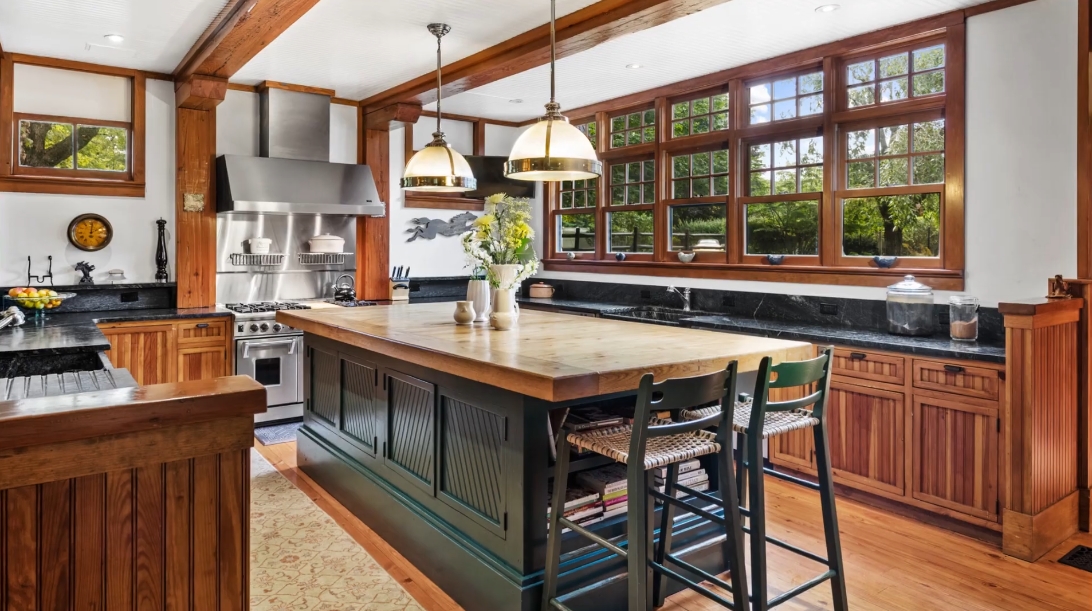 29 Interior Design Photos vs. 192 West Ln, Ridgefield, CT Luxury Home Tour