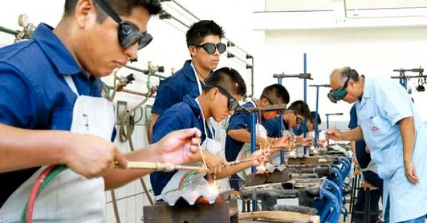 MINEDU inicia la reforma de la Educación Técnico - Productiva - www.minedu.gob.pe MINEDU inicia la reforma de la Educación Técnico - Productiva - www.minedu.gob.pe