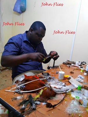 John Flies - Nairobi Kenia