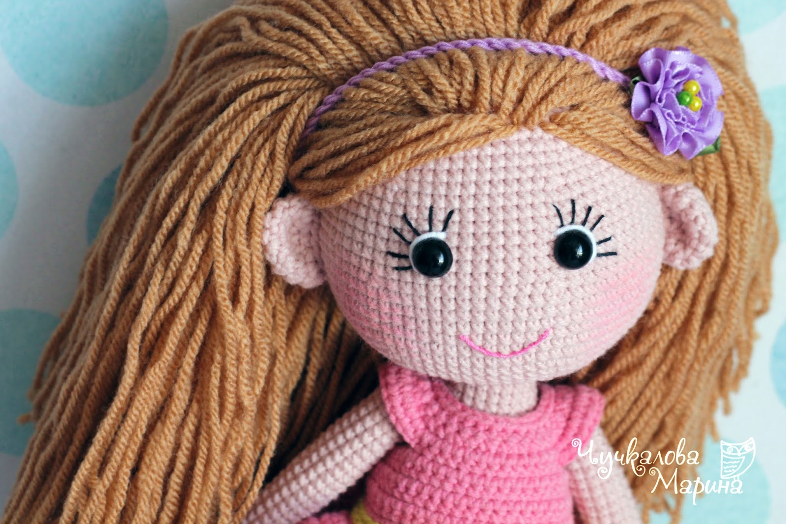 волосы для вязаной куклы из пряжи. волосы для вязаной куклы. кукла из пряжи крючком. кукольные волосы из пряжи. волосы для вязаннойкуклы.
