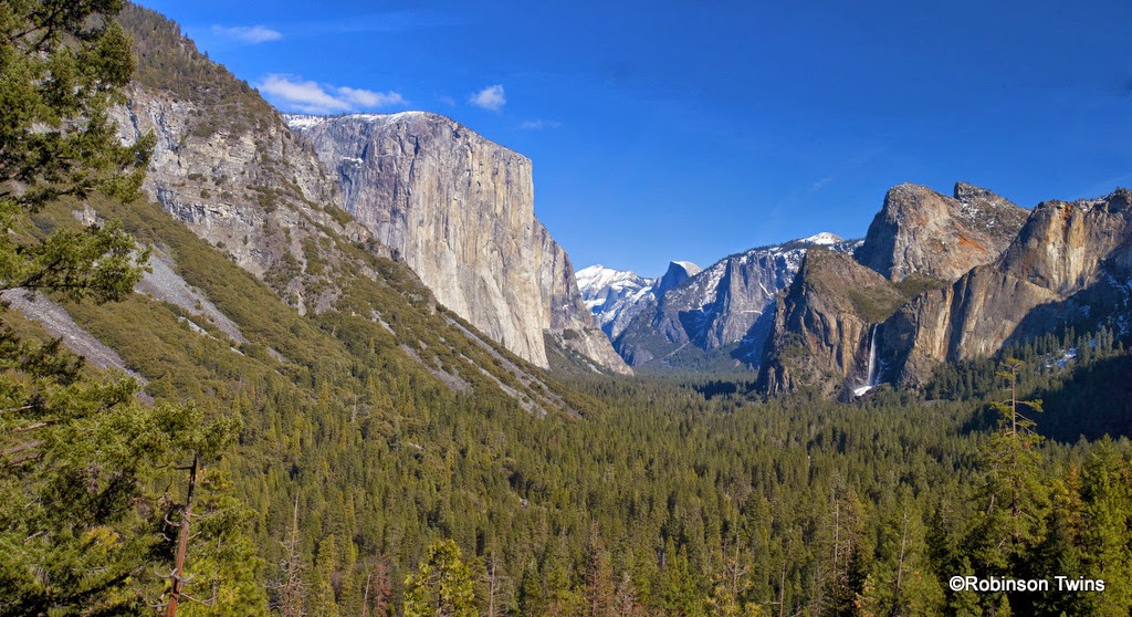 Robinson Twins Photo Gallery: Yosemite's "Gateway" from the west to east from Tunnel View area