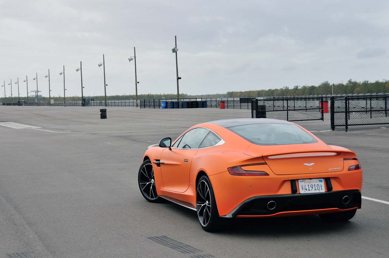 Nancys Car Designs: 2014 Aston Martin Vanquish graces Jay Leno's Garage