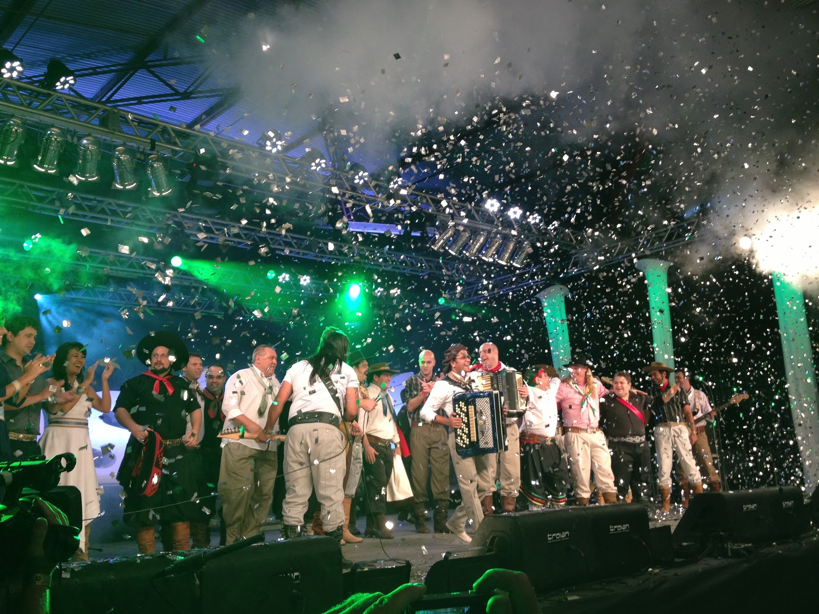 Buenas e M'espalho Festchê em Caxias