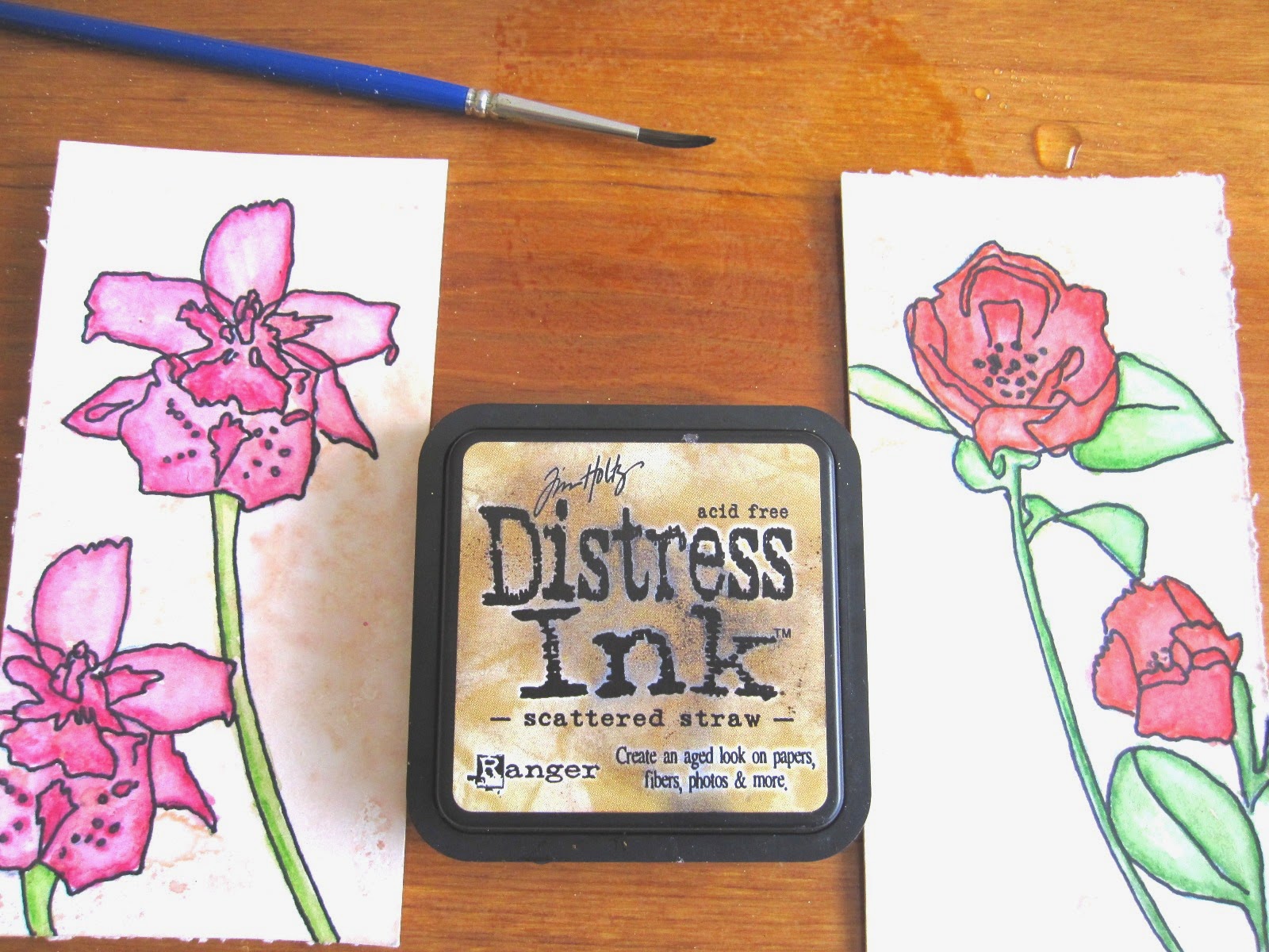 tercer paso tag abril:  cómo colorear si no se tienen distress markers, opción 2: distress ink, cómo usarlo