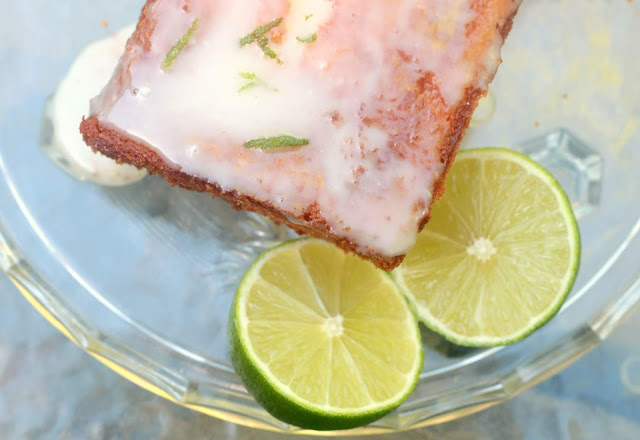 Gin and Tonic Drizzle Cake