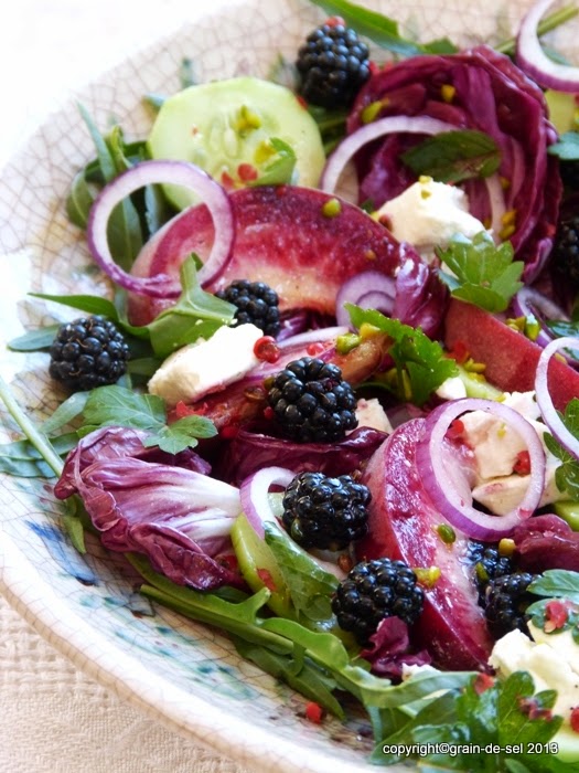 Spätsommer-Salat mit Brombeeren | Salzkorn – meine Gartenküche