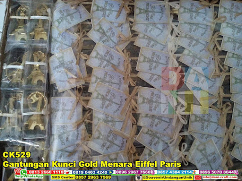 jual Gantungan Kunci Gold Menara Eiffel Paris