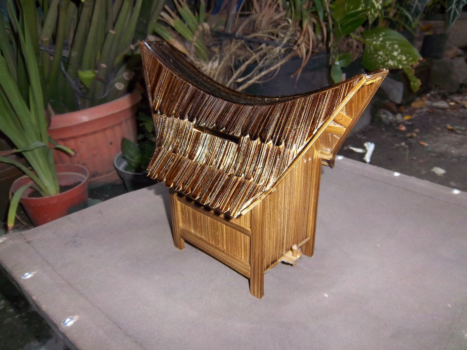 Gambar Miniatur Rumah Dari  Bambu Gambar Om