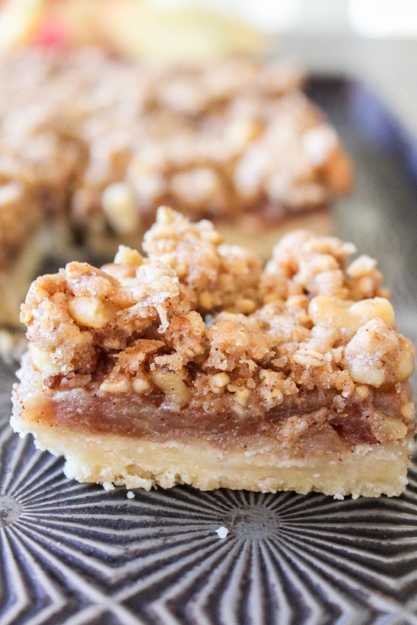 Apple Walnut Crumb Bars AppleWeek