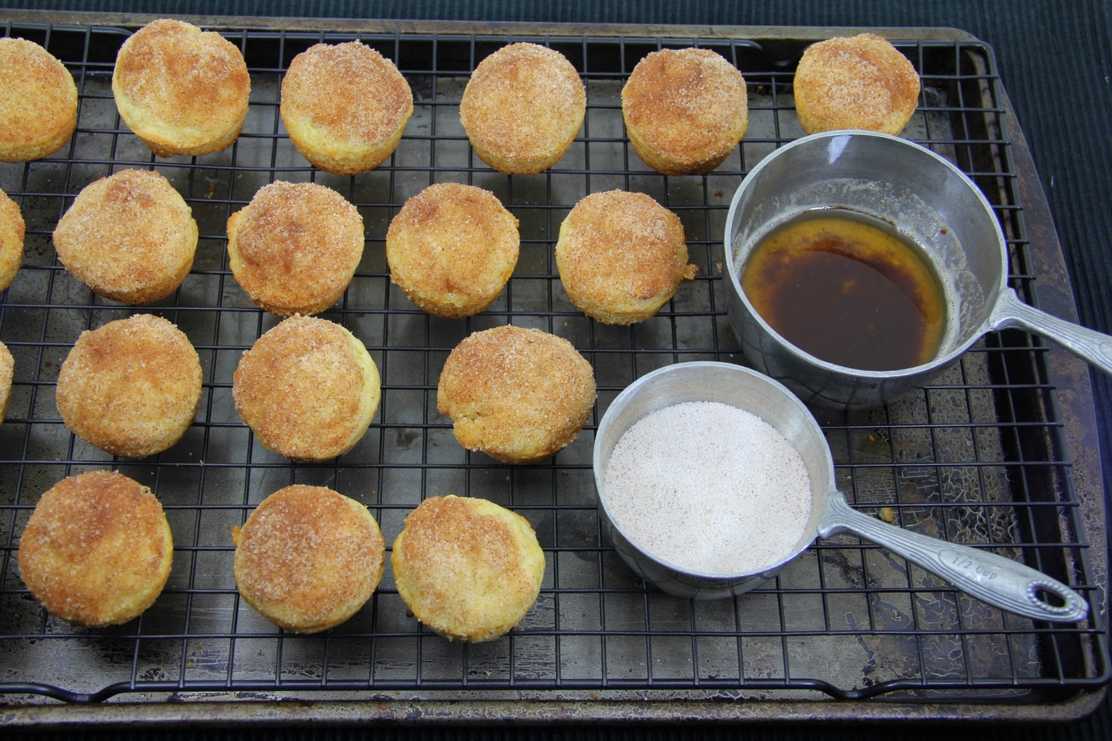 Dalia's Delights Cinnamon Brown Butter Doughnut Puffs