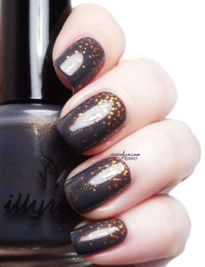 xoxoJen's swatch of Illyrian Gold Lion stamping nail art