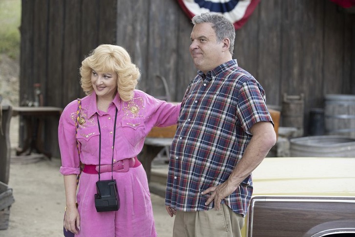 The Goldbergs - Episode 7.01 - Vacation - Promotional Photos + Press Release