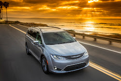 chrysler pacifica advisor