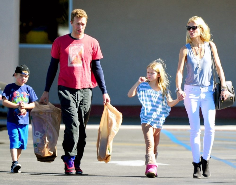 Gwyneth Kate With Family