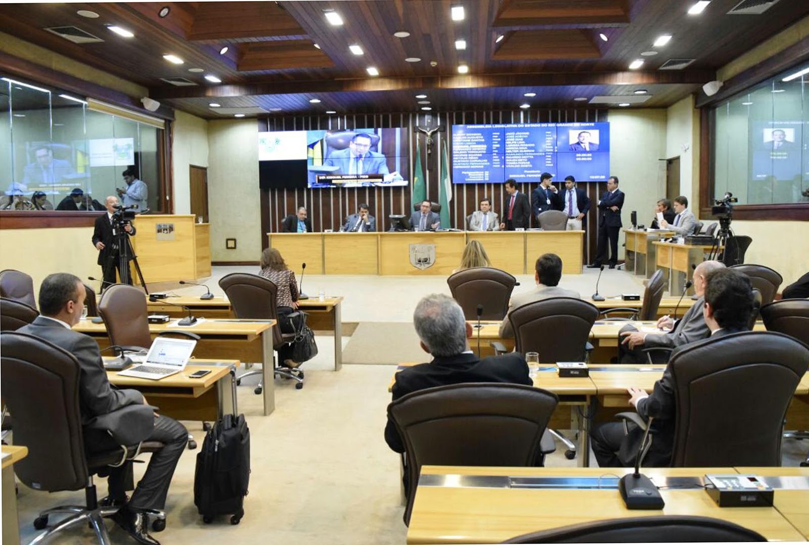 Resultado de imagem para assembleia legislativa rn plenário vazio