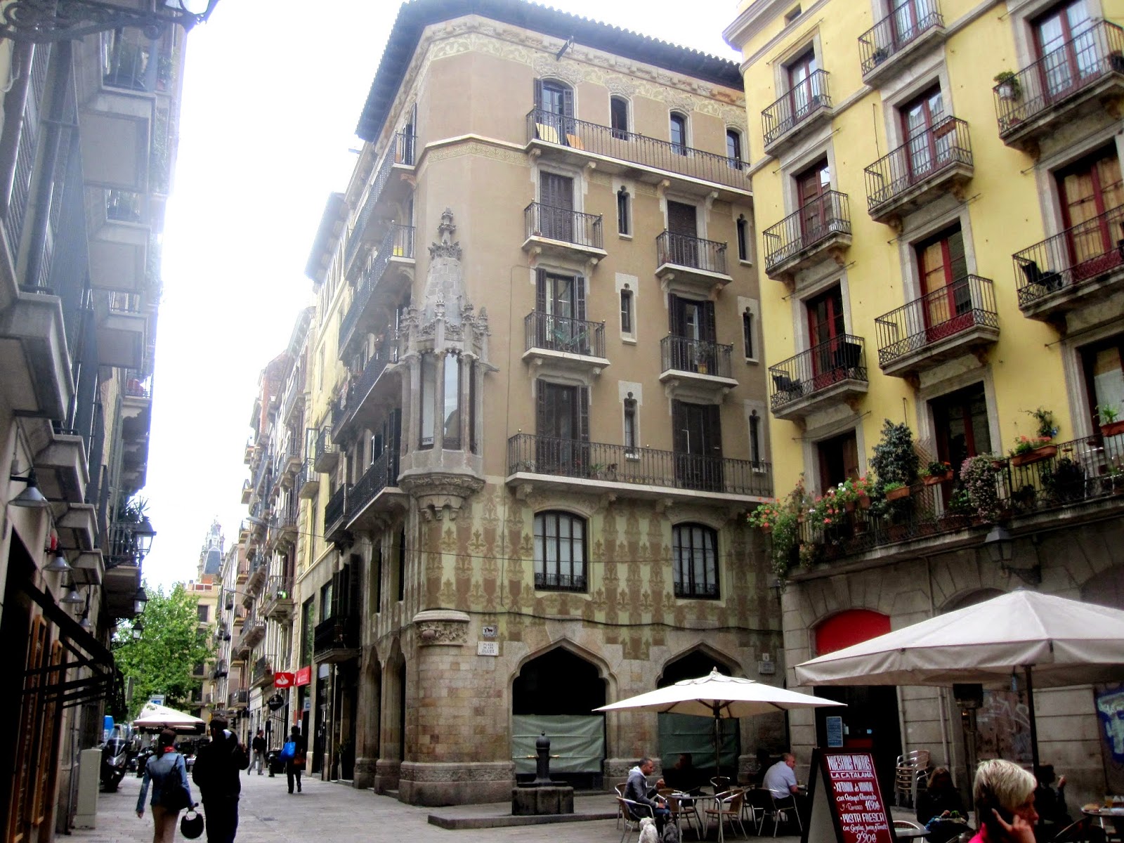 Tot Barcelona Plaza de Las Ollas