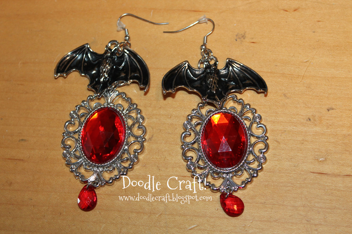 Halloween Jewelry and Beaded Spider!