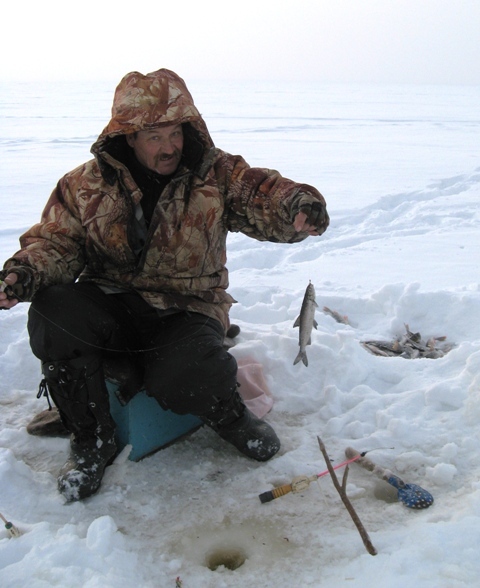 зимняя рыбалка вид подольдом