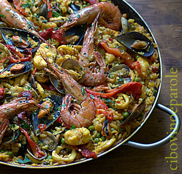paella with fish recipe