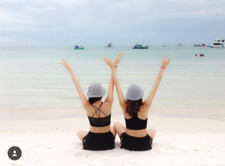 Di du lich voi hoi ban gai ma thich the nay, thi can gi nguoi yeu nua? - Anh 37