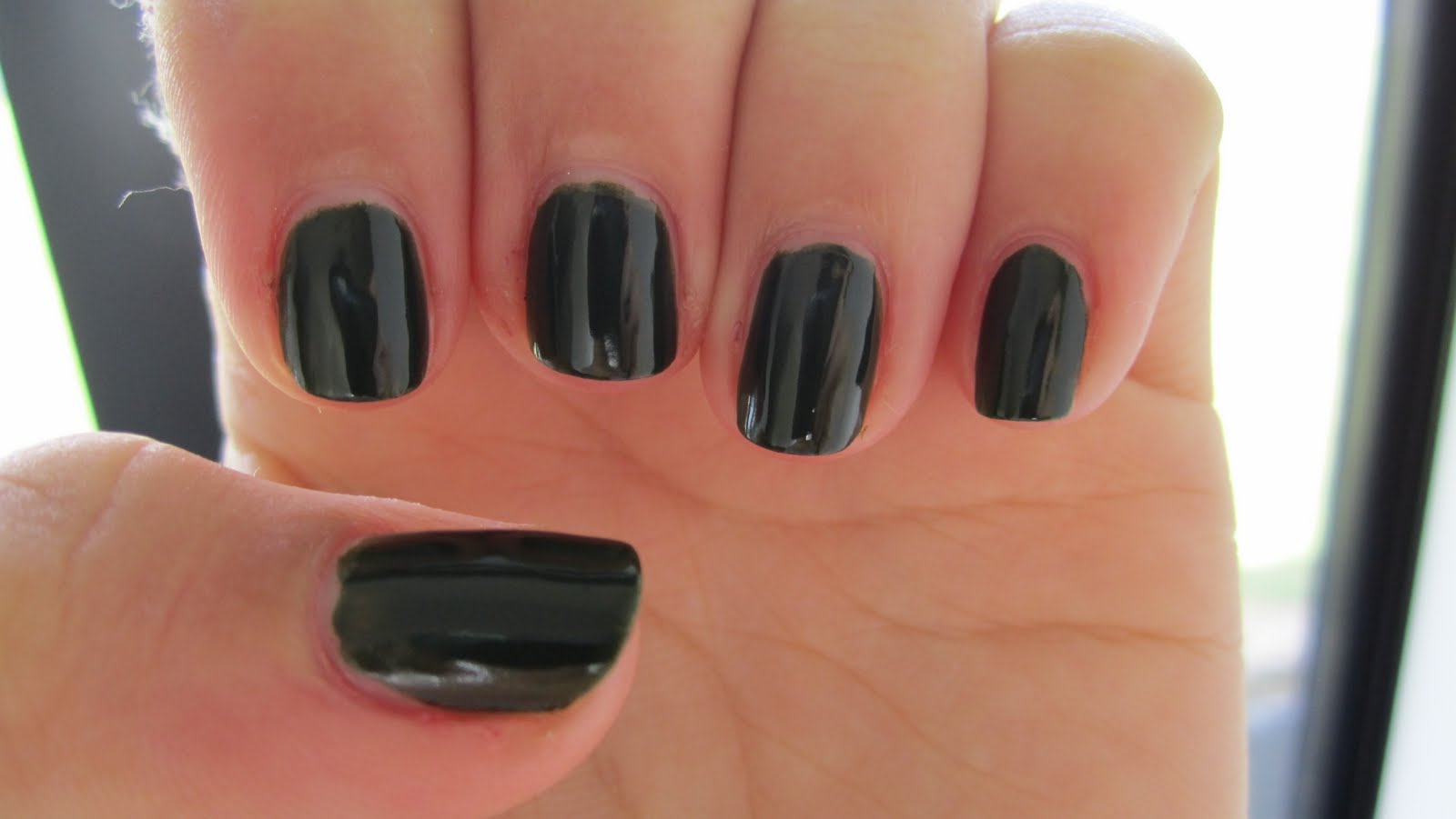 Top 40 Nail Polishes For Fair Skin Tone Nail Design Ideaz