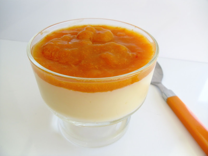 Gourmande ou passionnée... Crème de melon au miel et compotée d'abricot