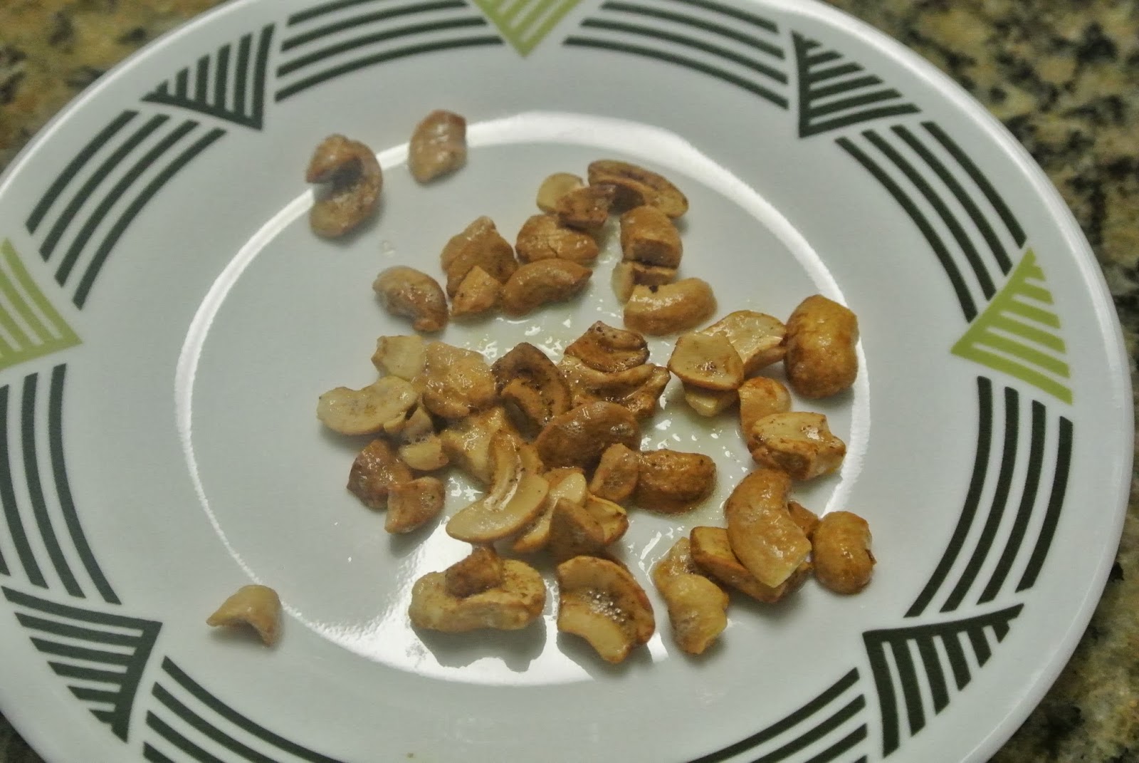 Praba's yummy experiments Microwave Rava Kesari