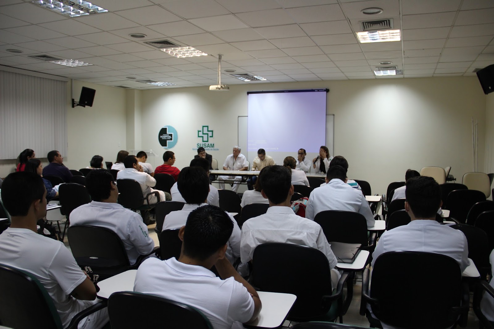 Resultado de imagem para fundação hospital adriano jorge residentes