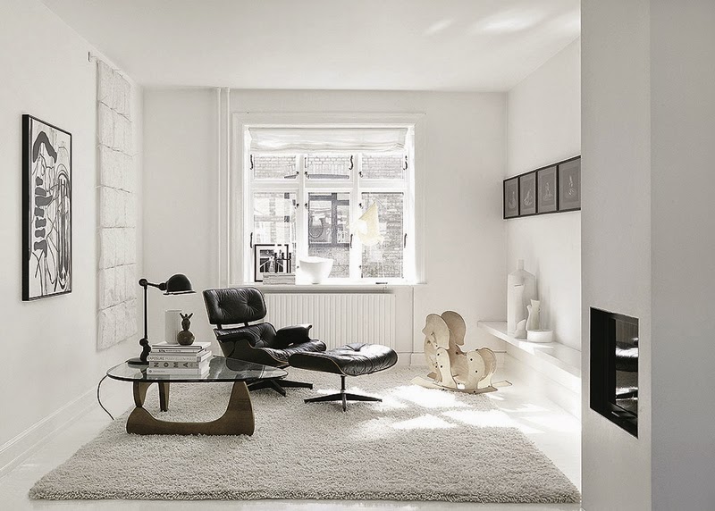 my scandinavian home: A striking black and white Danish home