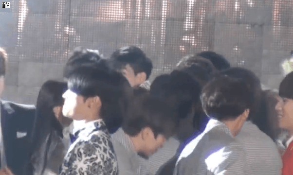 시상식에서 썸타는 듯한 Got7 제이비와 AOA설현 | 인스티즈