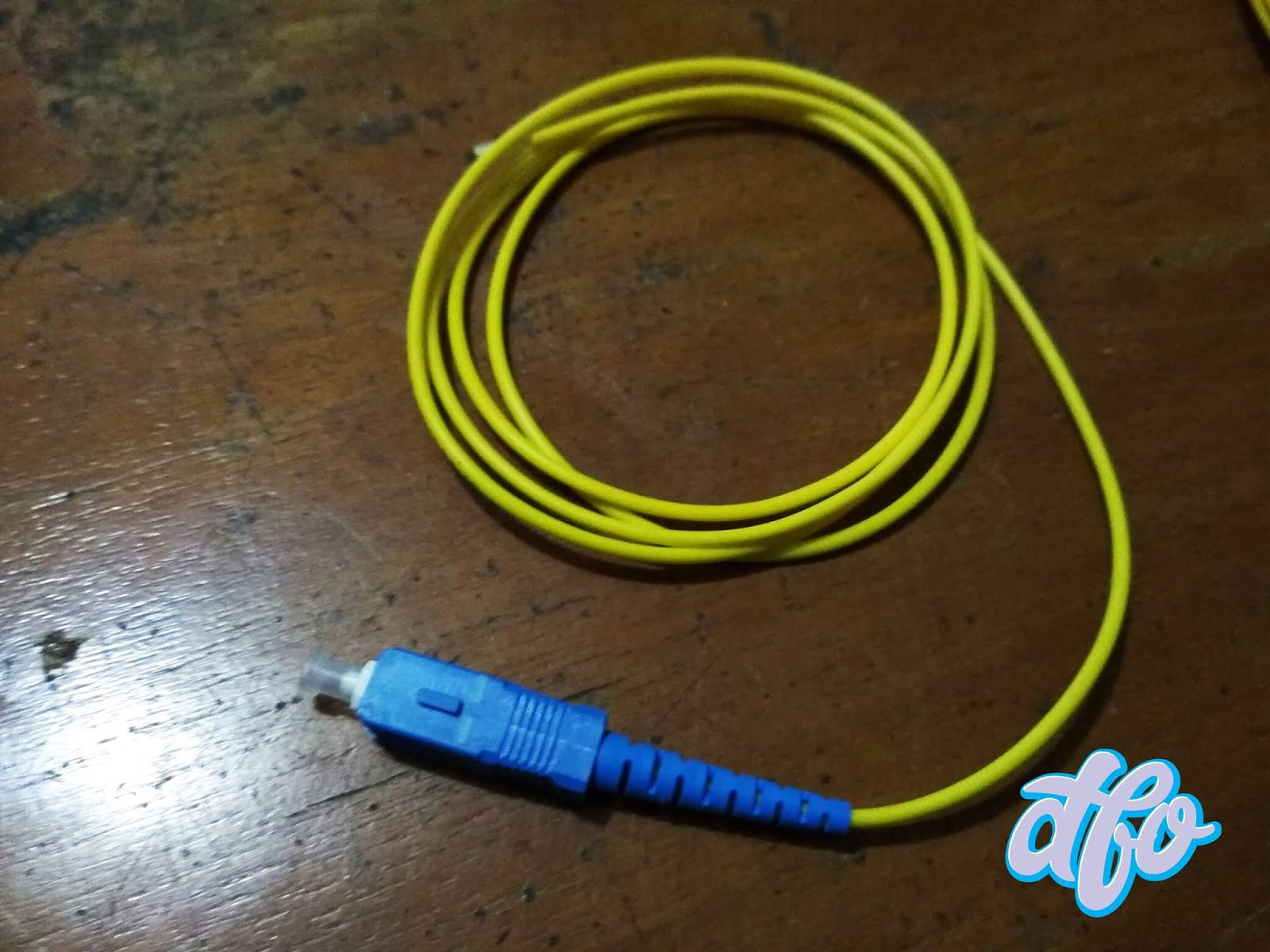 Cara menyambung kabel fiber optik menggunakan mesin FUSION SPLICER