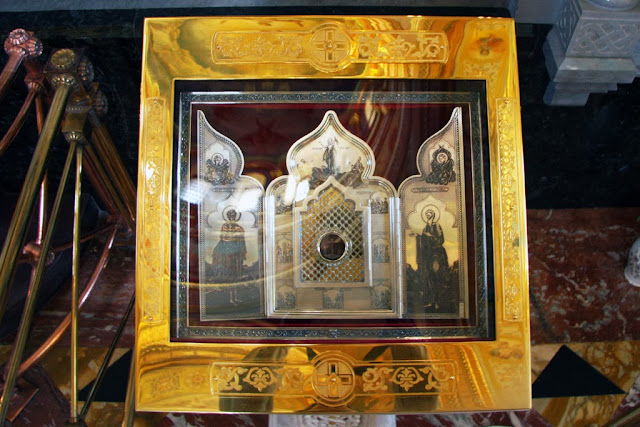 Οι λειψανοθήκες του Σωτήρος Χριστού στη Μόσχα http://leipsanothiki.blogspot.be/