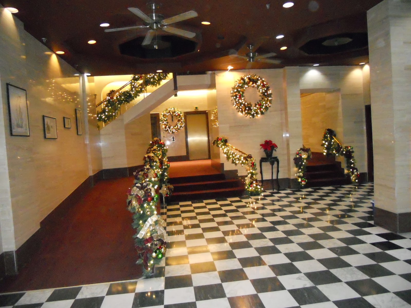 Wilma's blog: Downtown Hamilton Christmas decorations 2013