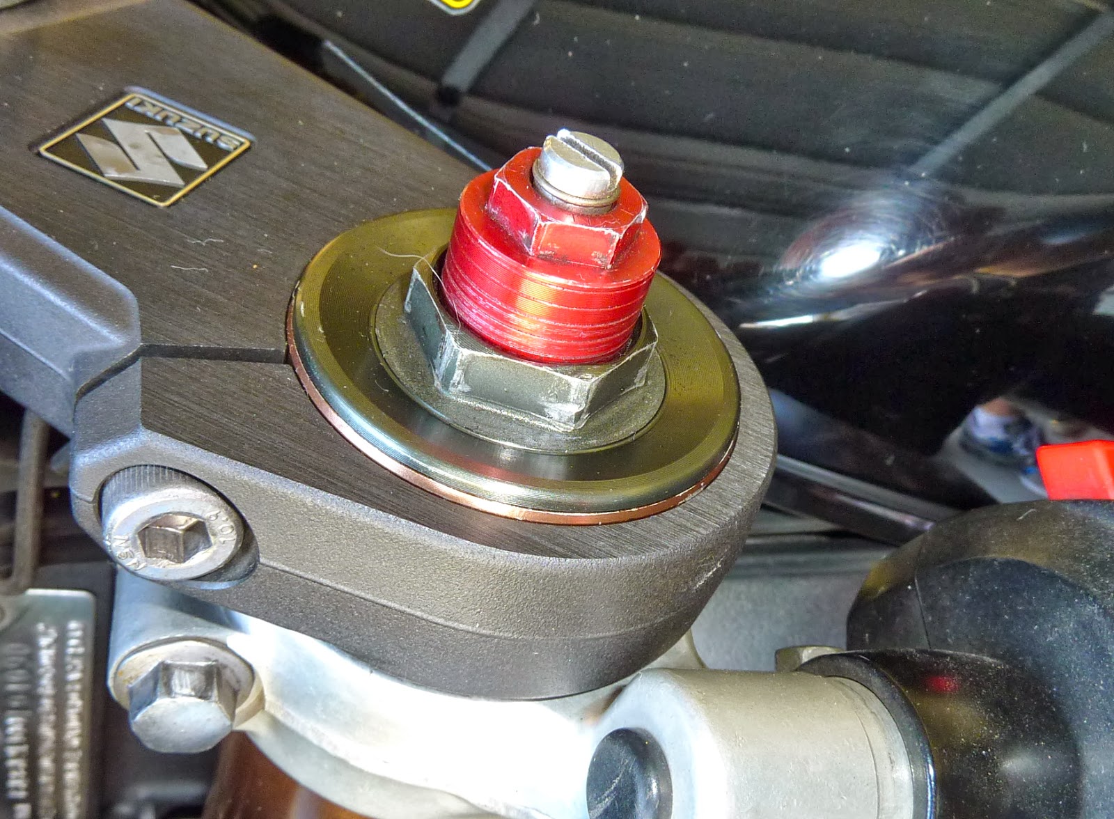 BikeTech7: Traxxion Dynamics' Linear Rate Springs - GSXR1000