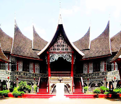 Gadang Rumah Adat Sumatra Barat Gadang Rumah Adat Sumatra Barat