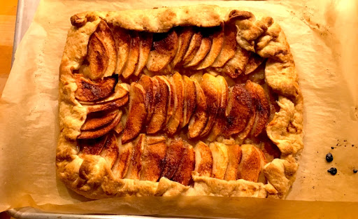 Simply Spectacular: Jacques' Apple Galette