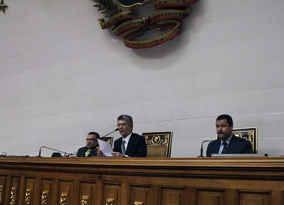 Gaceta Oficial Extraordinaria 6225 Decreto 2.309 que suspendió mociones de censura dejó sin efecto la Constitución Gaceta Oficial Extraordinaria 6225 Decreto 2.309 que suspendió mociones de censura dejó sin efecto la Constitución