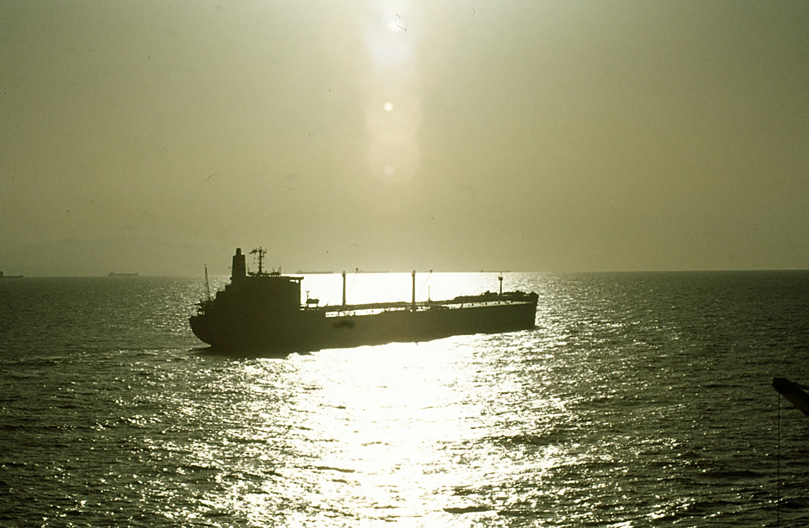'ZIEN EN WETEN': LEPTON S.S. SHELL TANKERS B.V. (DEEL 1/3a)