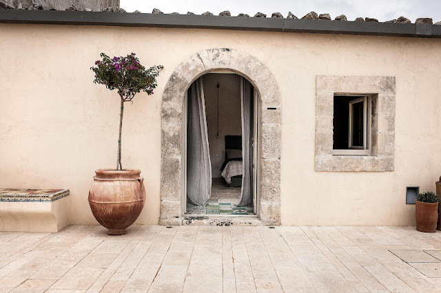 Dimora delle Balze, A Sicilian masseria rescued from ruin