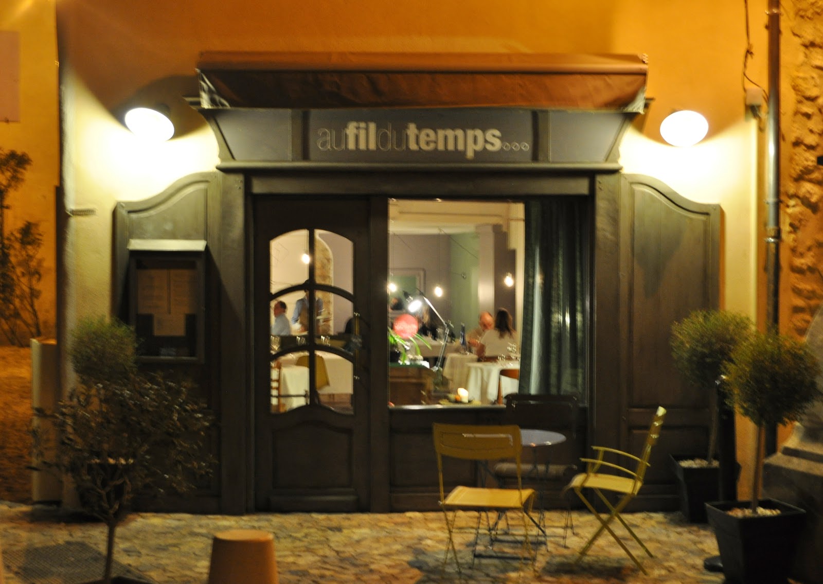 Our House in Provence Au Fil du Temps, a special restaurant in PerneslesFontaines